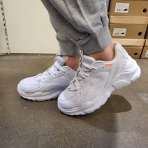 밸롭 BC 초경량 어글리슈즈 1+1 봄버 에어 키높이 6cm 리커버리 인솔 발 편한 슈즈 화이트/베이지 남여공용 커플슈즈 *로켓출고 *뉴코아 아울렛 부천점 *BA07010027