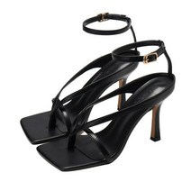 2023 패션 유럽과 스퀘어 샌들 블랙 버클 스틸레토 힐 미국