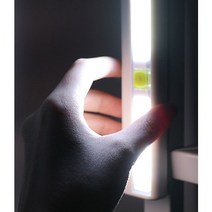 원터치 LED 신발장 간접 조명 선 없는 전등 붙이는 부착식 램프 독서등 캠핑용 전기등