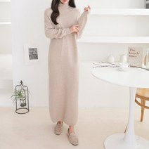 루시 홀가먼트 라쿤 폭스 터틀넥 폴라 롱 원피스