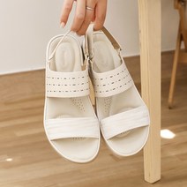 제이슈 언제나 편한 펀칭 스트랩 플랫샌들 3cm