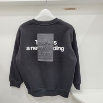 소이 울산모다 겨울 레터링 발포 나염 맨투맨 티21W1404