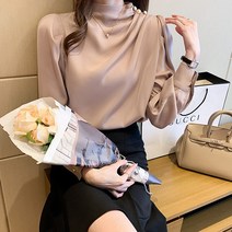 [핀조에] 럭키캣 가을 오피스룩 셔링 새틴 긴팔 블라우스 - cp1632