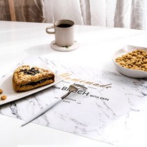 [아이디어홍] 북유럽 디자인 방수 식탁보 매트 테이블 세팅지 식기받침, 선인장