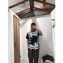 [이라운드몰]꼼데가르송 블랙라벨 프린팅 티셔츠 (남녀공용)