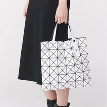 바오바오 이세이미야케 토트백 숄더백 BAOBAO ISSEYMIYAKE LUCENT BB-AG053