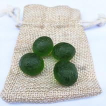 천연석 운석 블랙 4pcs 녹색 운석 보석 몰다바이트 유리 체코 가을 거친 인테리어소품
