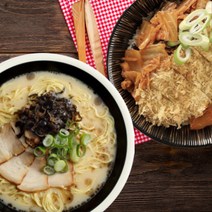 모모야 돈코츠 라멘 2인분+김치 가츠동 2인분 (총 4인분) 맛집 밀키트 덮밥 일본 라면 캠핑 요리 택배 혼밥 혼술