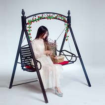 야외흔들의자 전원 주택 나무 야외 그네 연철 스윙 발코니 실내 실외 안뜰 더블 스윙, 보강판 블랙+넝쿨+방석+컬러램프+도구