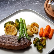 육향 가득 부채살 스테이크 부채살 스테이크 373g (냉동)