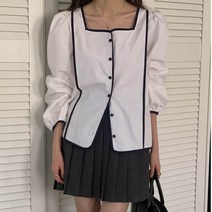 스퀘어넥 심플 배색라인 콩단추 diu 블라우스