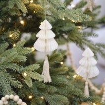 허니콤 크리스마스트리 오너먼트 Honeycomb Christmas Decorations with Macrame Tassels