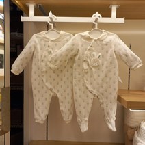 압소바 겨울세일~귀여운 토끼가 넘넘 이뻐요~보들보들 극세사 원단이으로 촉감도 좋고 따뜻해요~아가 피부만큼 보드란 토민우주 _pt