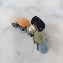 SUNNYDAY 페이크 퍼 밍크 볼 반머리 헤어집게핀 성인 여성 헤어핀 머리핀 심플 데일리 헤어 악세사리 집게핀 2종 삔 BBB7