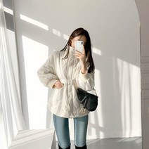 [랜덤플레이] 웨이브 패턴 경량 누빔 벨트 패딩 자켓