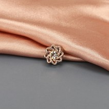 블라우스 셔츠 오픈방지 자석 옷핀 매너 브로치 뱃지 브로찌 배찌 B.회오리큐빅