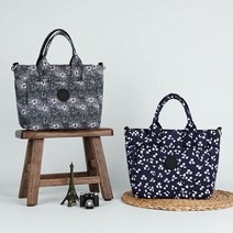 중년 여성 엄마 외출 나들이 가방 가벼운 토트백