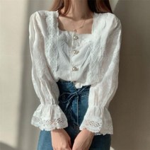 오늘 기온별 옷차림 스퀘어넥 레이스 펀칭 블라우스