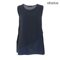 에이비플러스 ab.plus 다크 그레이 사선 슬리브리스 블라우스 (LSU3ZB29A)