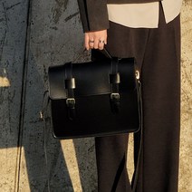 제스토 남녀공용 미니멀 블랙 가죽 클래식 사첼백 크로스백 남자 레더 서류가방