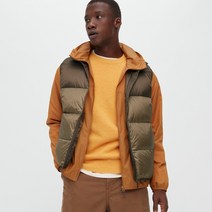 유니클로 경량 패딩 울트라 라이트 다운 베스트 남성 패딩조끼