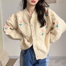 [랜덤플레이] 봄 플라워 루즈핏 가디건 니트