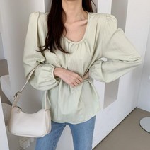 마롱패션 퍼프 셔링 봄 어깨 블라우스