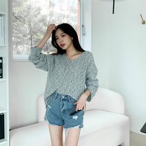 옷자락 [옷자락] 여자 브이넥 부클 긴팔니트 보카시 티셔츠