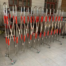 이동식 접이식 자바라 바리케이트 보안 안전휀스 울타리 바퀴식 공장 입구 진입금지 아파트, 1.5m 높이 주문제작 미터 당 가격