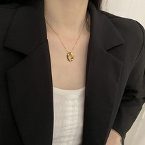차가운 바람 쇄골 체인 기하학적 티타늄 강철 목걸이 여프랑스식 디자인 감각 가벼운 사치 스웨터 체인 탈색 안 함