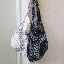 노이마켓 1+1 페이즐리에코백 반다나에코백