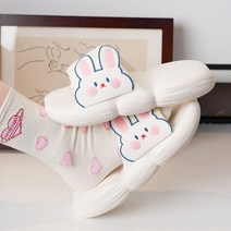 토끼처럼 깡총 말랑폭신 슬리퍼 귀여운 캐릭터 집안 거실 층간소음 쿠션