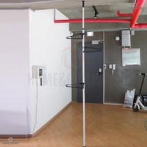 1단 폴행거 옷정리 다용도 스탠드 행거 철제 고정식 여유공간활용 버튼형방식 풀행거, 칠리라이프 쿠팡 1단 폴행거