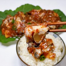 1+1 신선한 바다향 통영 생굴무침 싱싱 탱글 감칠맛 밥도둑 특제 양념 겨울 보약, 500g+500g 세트