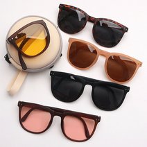 UV자외선차단 초경량 폴딩 뿔테 컬러 접이식 틴트 선글라스 + 파우치 증정G002w