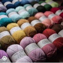 CamaRose-Yaku 카마로즈 야쿠 -아름다운 컬러 탑다운스웨터 모자 장갑 양말실, 1999 블랙