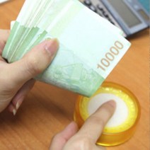 종이넘길때 돈셀때 묻히는 서류 해면기 물스펀지 책넘길때 쓰는 사무용품 종이넘기는