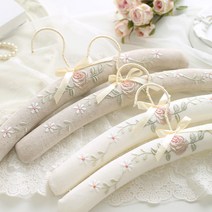 이퍼피 가정용 고급 유럽스타일 장미 자수 패브릭 옷걸이 3p세트, 05 나비 꽃 (베이지), 3개