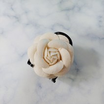 SUNNYDAY 국산 까멜리아 헤어집게핀 동백 꽃 플라워 반머리 반묶음 헤어핀 머리핀 악어집게 성인 여성 올림머리 헤어 클립 악세사리 삔 UU1