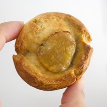 공주밤을 넣어 만든 공주밤빵