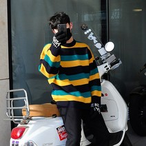 꼰스 위글위글 스트라이프 니트