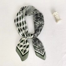 여성 쁘띠 정사각 스카프 간절기