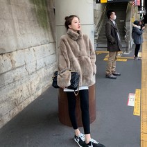후드 밍크 모피 털 코트 용 새로운 패션 젊은 스타일 모조 렉스 토끼 플러시 스웨터 중간 길이 2022