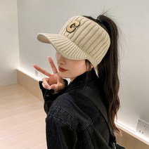겨울용 골프 귀덮는 니트 썬캡 여성 모자 등산 낚시 캠핑 2030골프웨어, 03. 진베이지