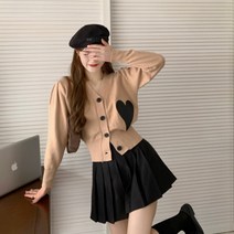 여자 가을 하트 무늬 모양 가디건 개성있는 유니크한 튀는 여행 데이트 룩 브이넥 귀여운