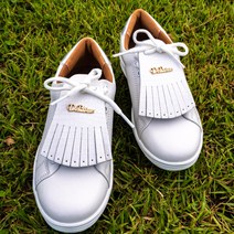 취향 저격 골프화 남자 여자 스파이크리스 남성 여성 골프화 태슬로 두가지 연출 하세요