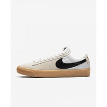 [국내매장제품] 나이키 SB 줌 블레이저 로우 프로 GT 스케이트보드화 화이트/블랙 DC7695-100 / NIKE SB Zoom Blazer Low Pro GT WH/BK
