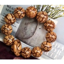 염주 불교 팔찌 나무 황금 손 작은 잎 박달 녹나무 남 자줏빛의 한줄 배 침향 커플