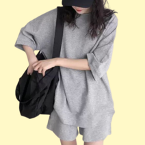 여자 여름 트레이닝 복 반팔 티셔츠 반바지 세트 제주도 여행 코디