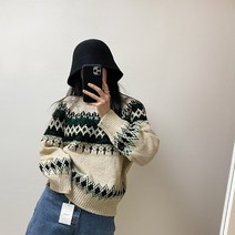 시크문 포근 눈꽃 자가드 라운드 니트 3color